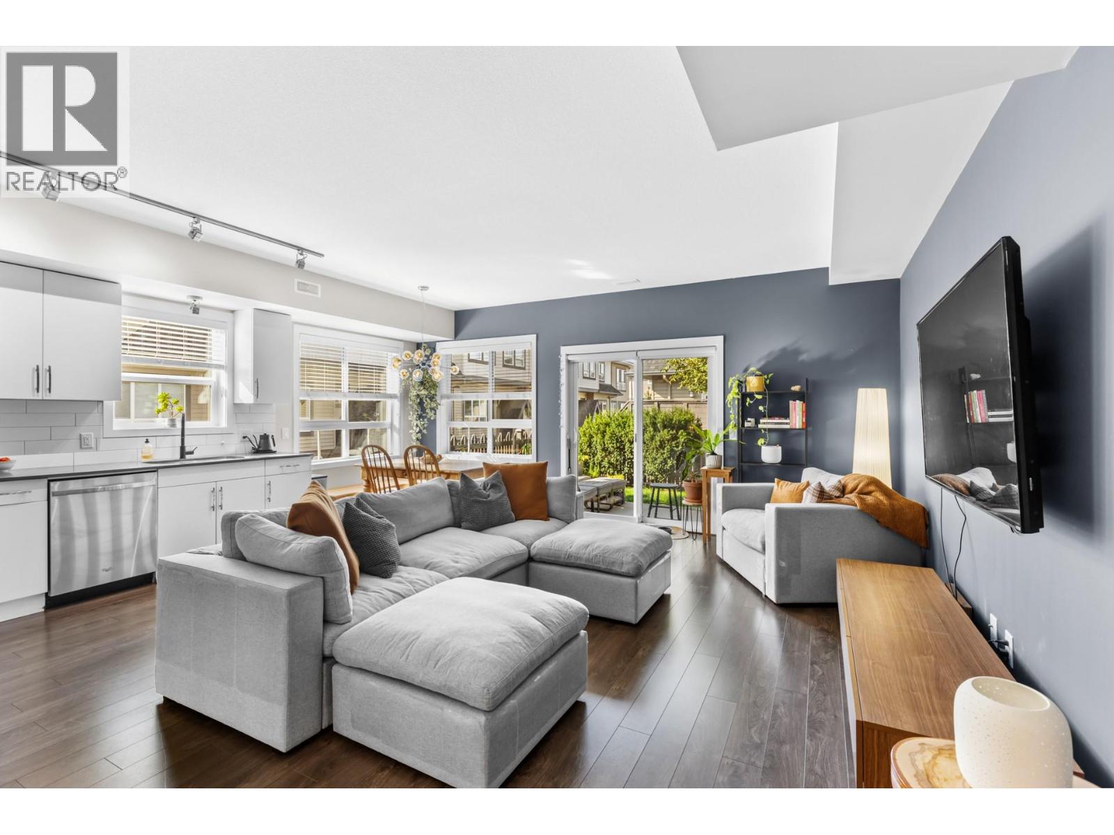 1 680 Old Meadows Road, Kelowna