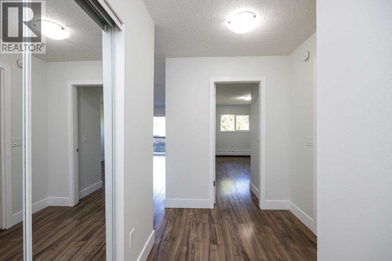 156 200 WESTHILL PLACE, Port Moody