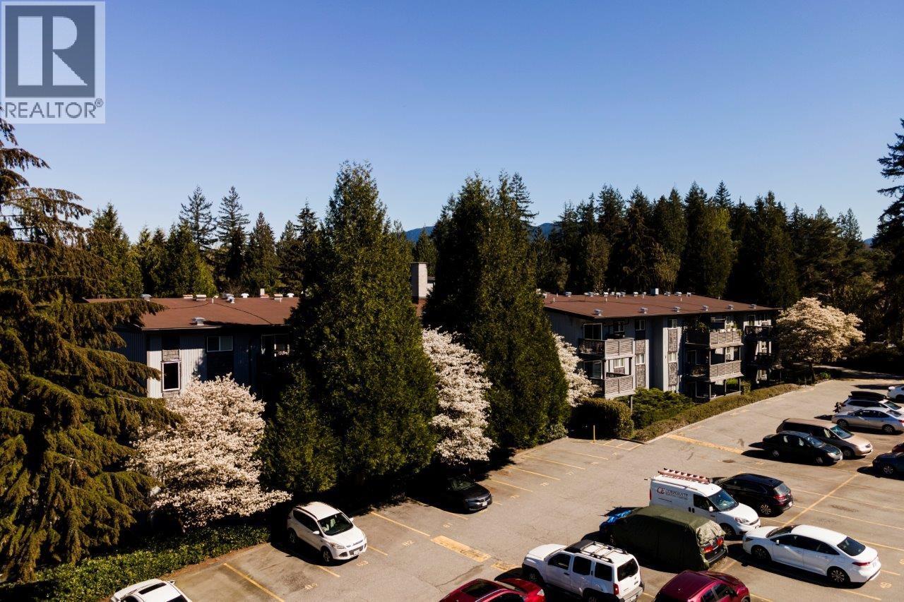 156 200 WESTHILL PLACE, Port Moody