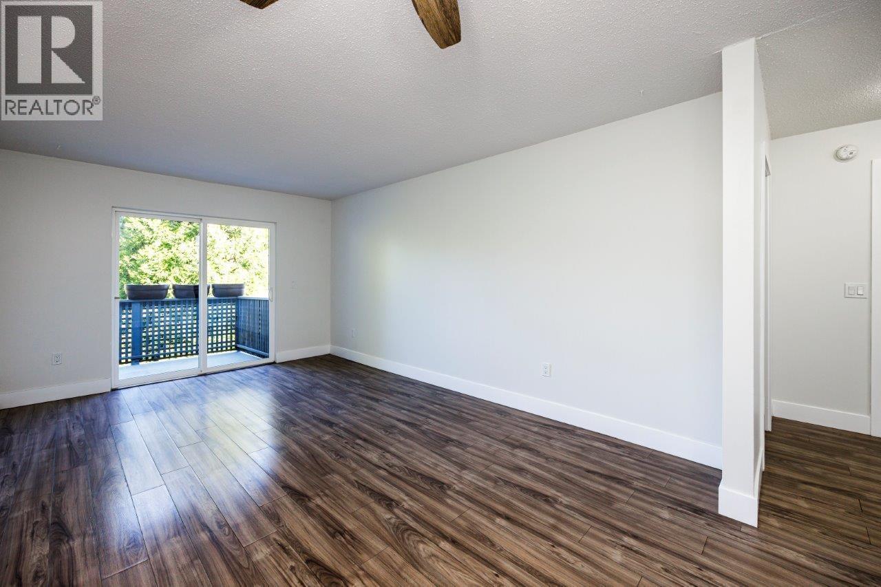 156 200 WESTHILL PLACE, Port Moody