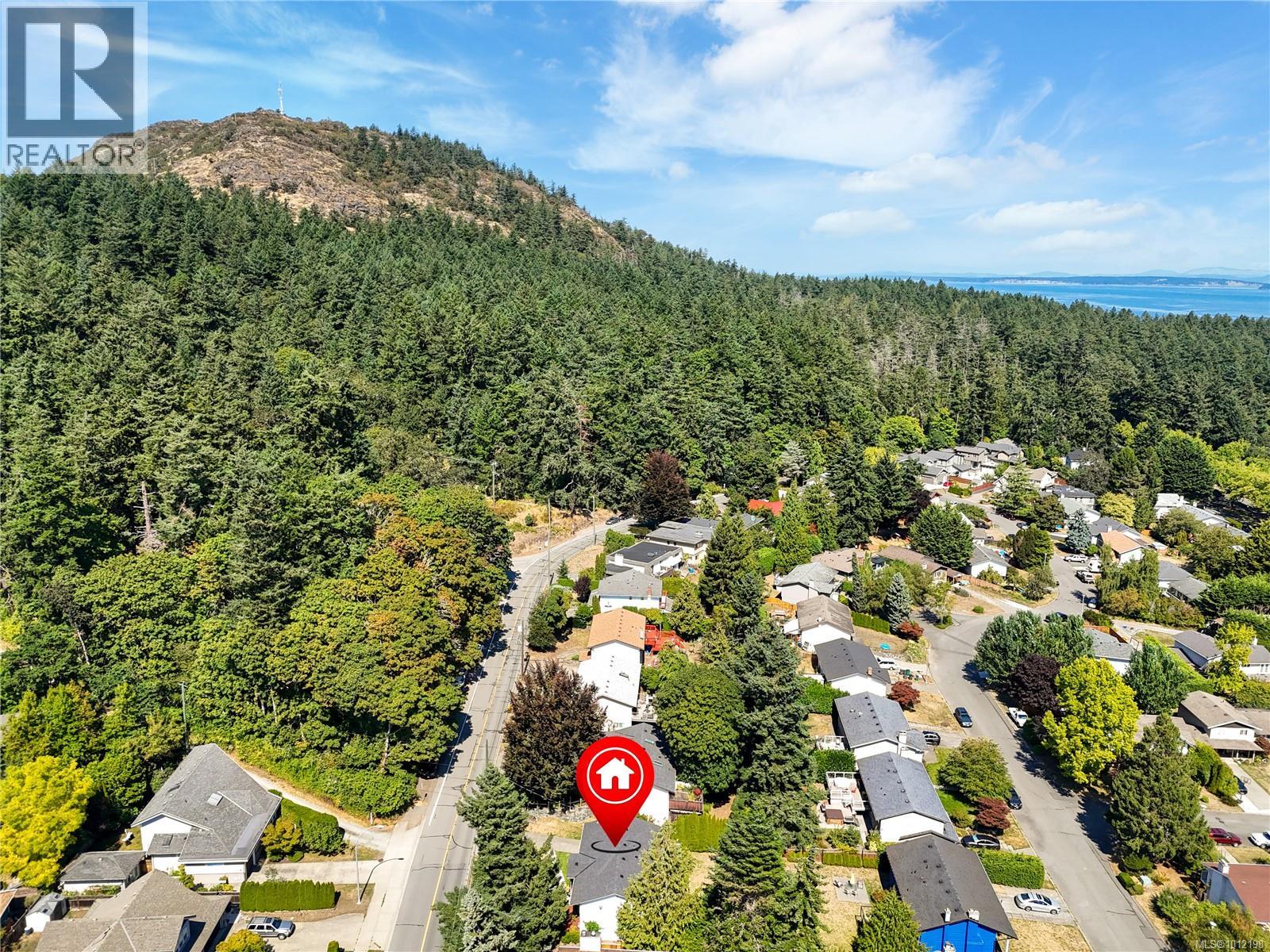  4343 Cedar Hill Road, Saanich