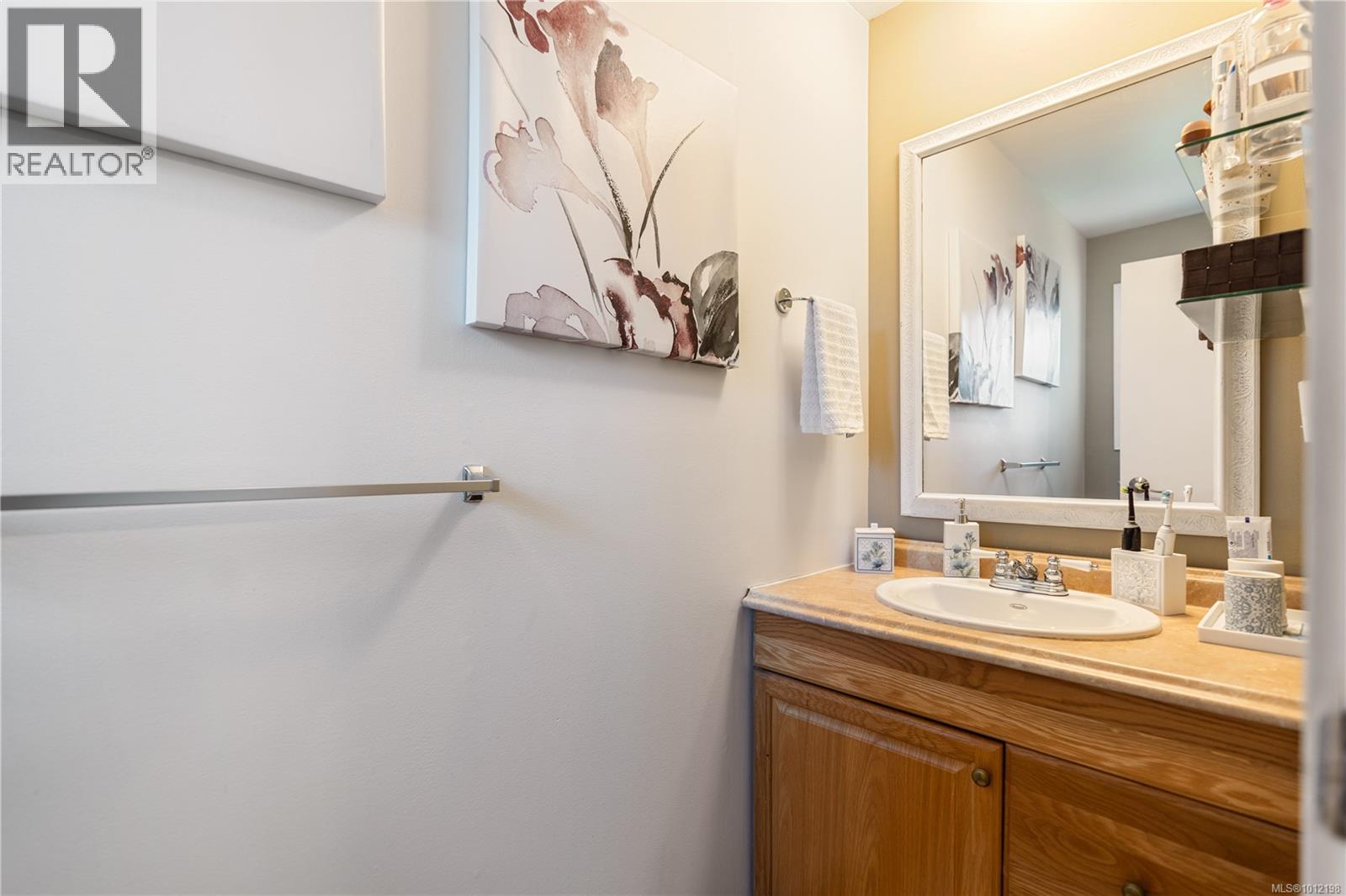  4343 Cedar Hill Road, Saanich