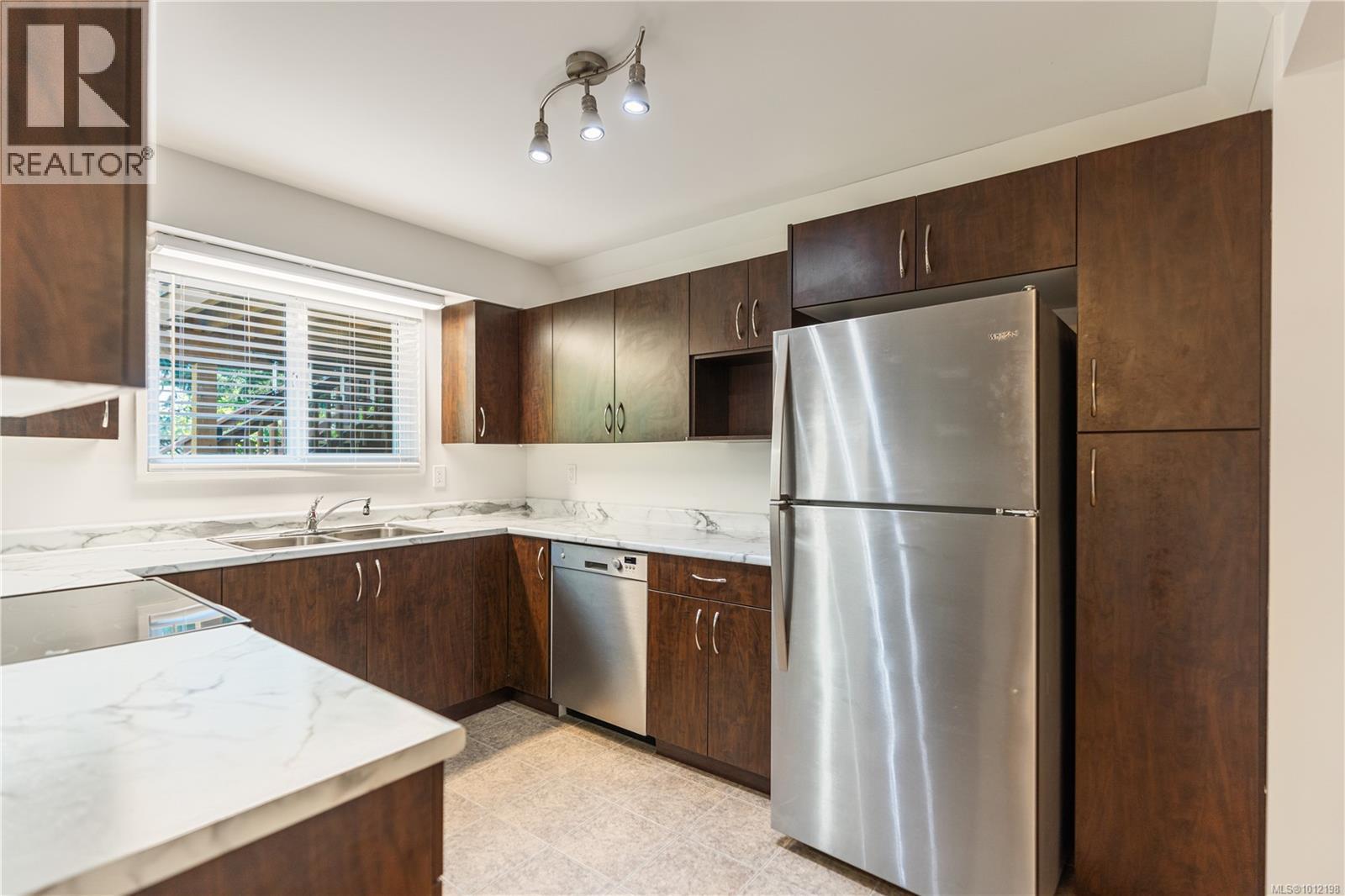  4343 Cedar Hill Road, Saanich