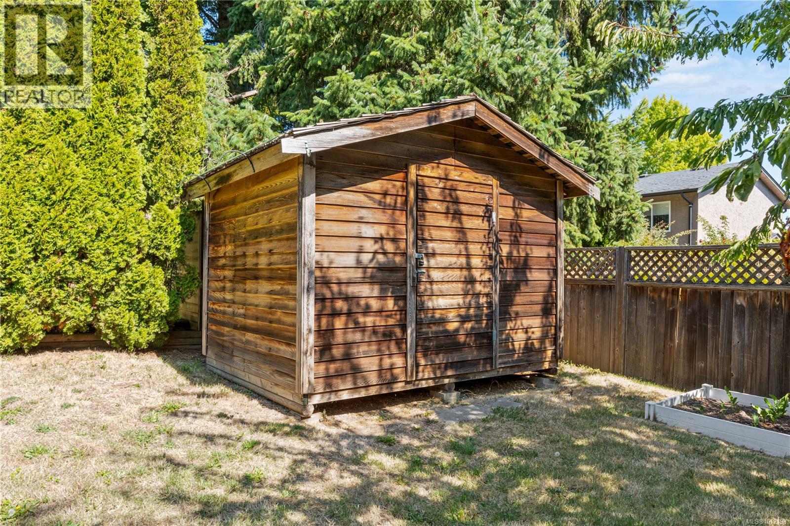  4343 Cedar Hill Road, Saanich