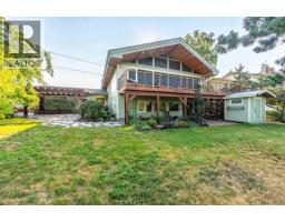  975 Heron Court, Oliver