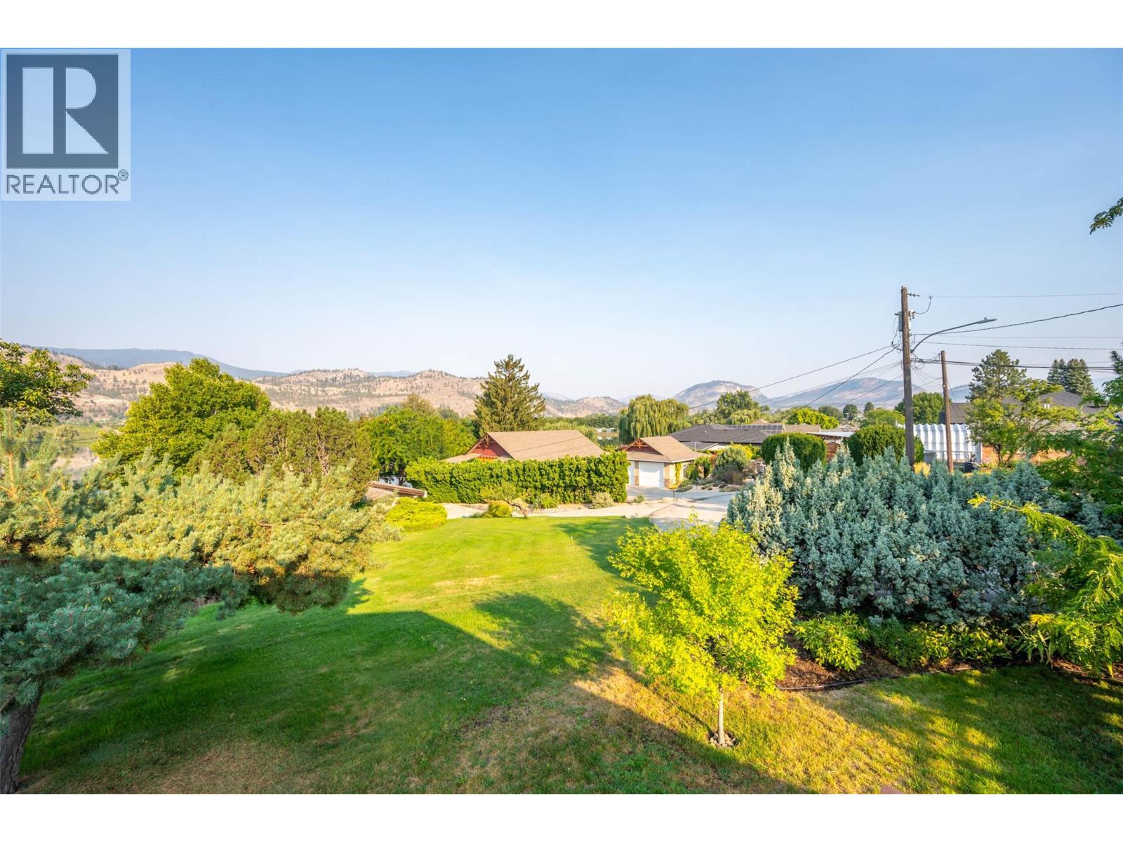 975 Heron Court, Oliver