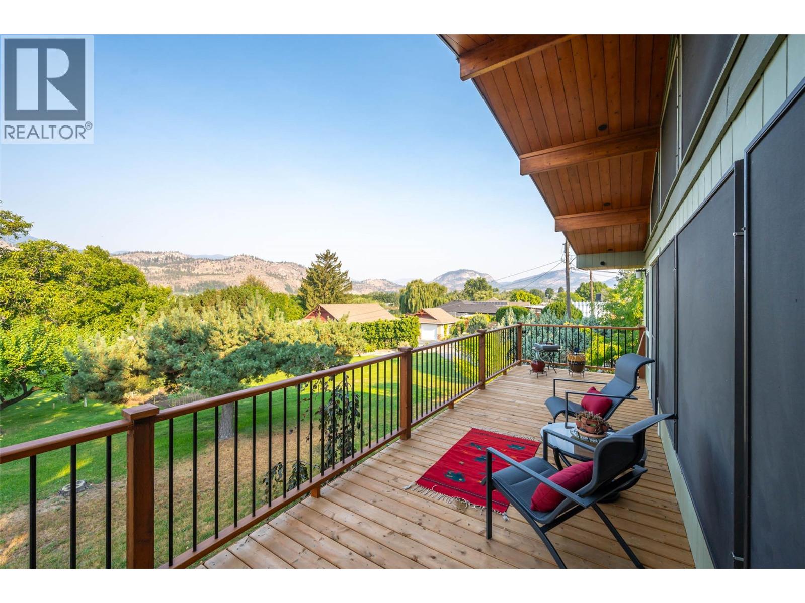 975 Heron Court, Oliver