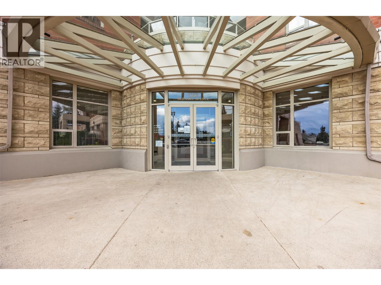 1203 1160 Bernard Avenue, Kelowna
