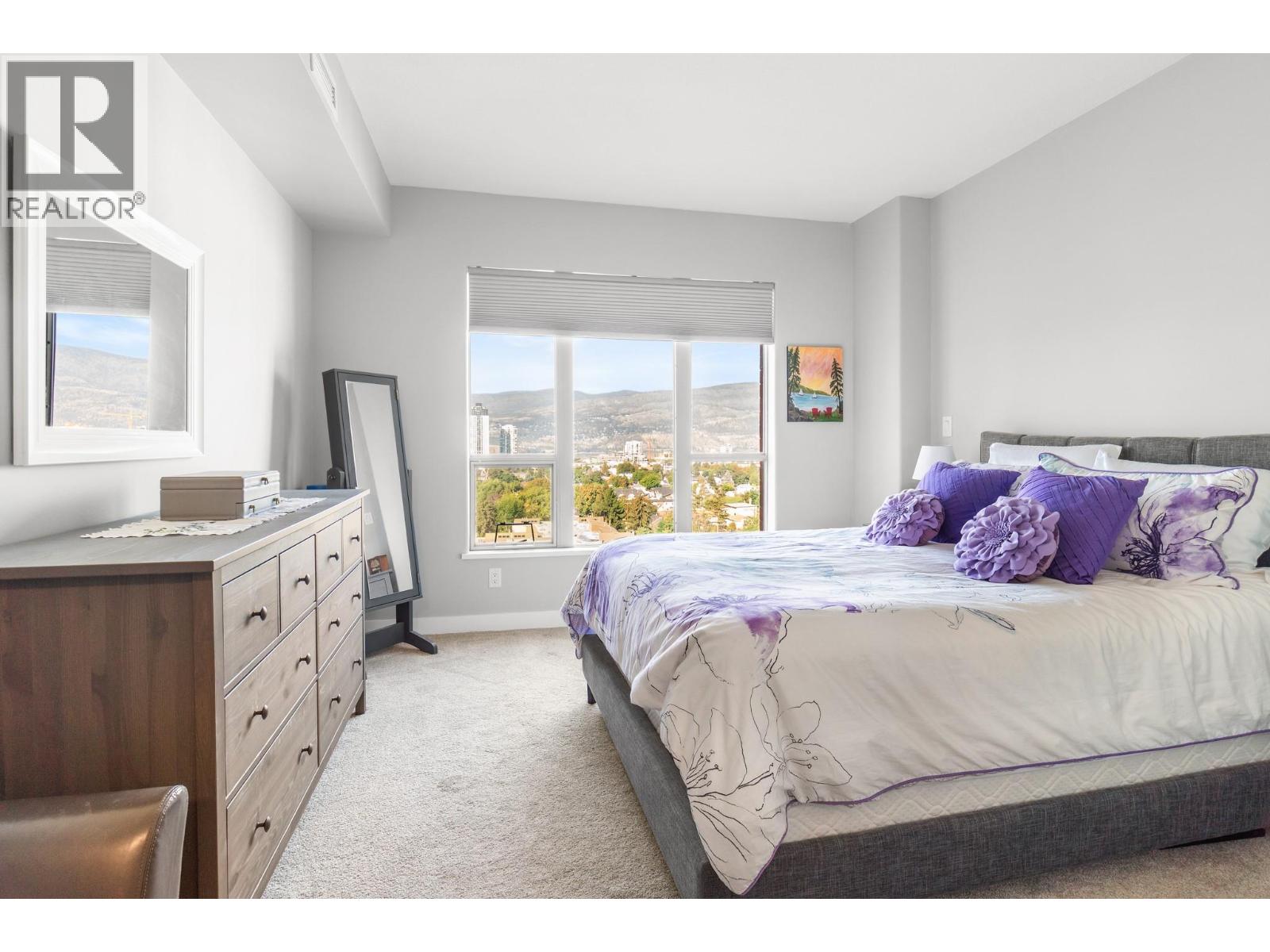 1203 1160 Bernard Avenue, Kelowna