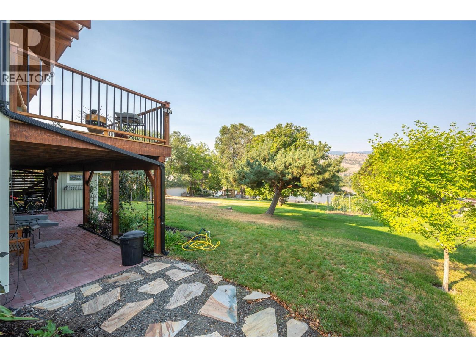 975 Heron Court, Oliver
