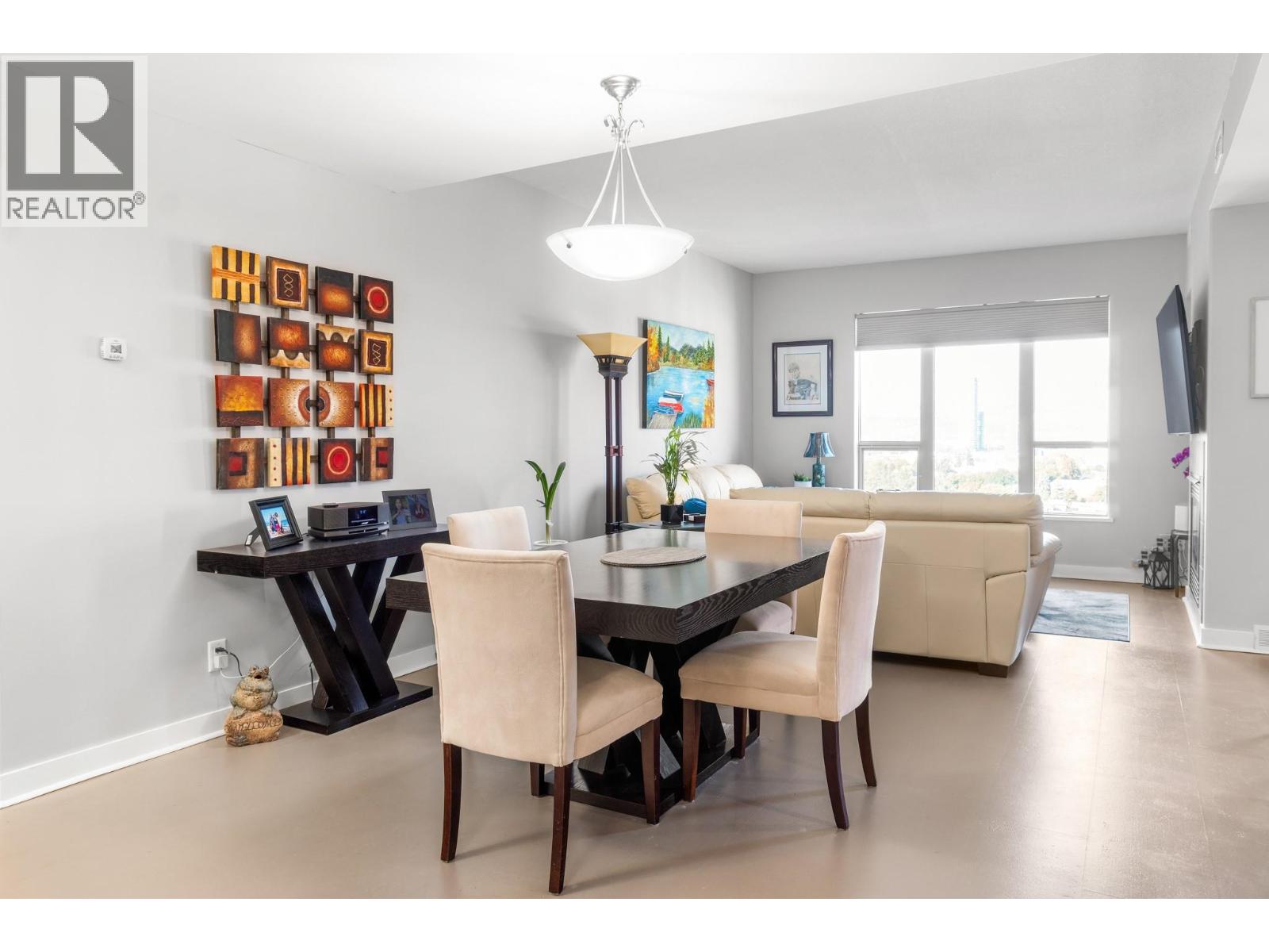 1203 1160 Bernard Avenue, Kelowna