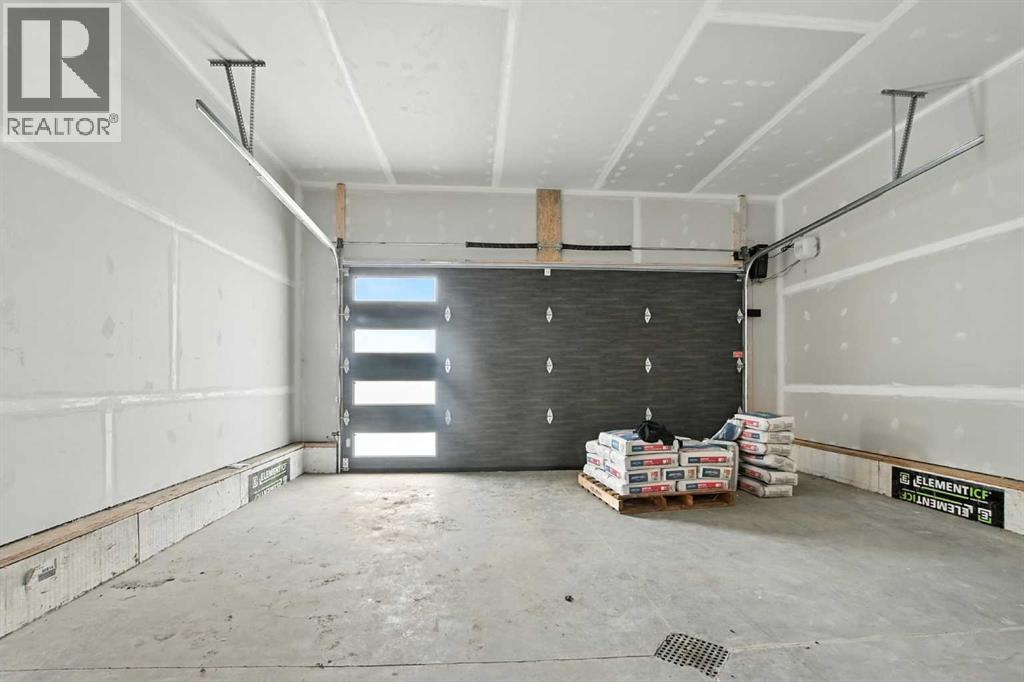 62 Metcalf Way, Lacombe