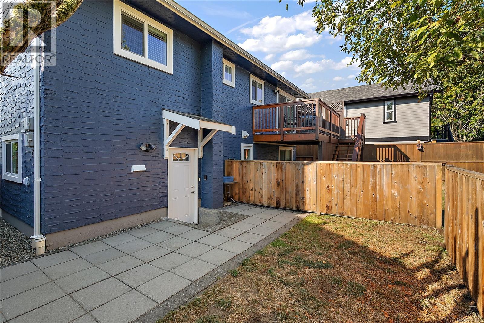 2178 Mills Rd, Sidney