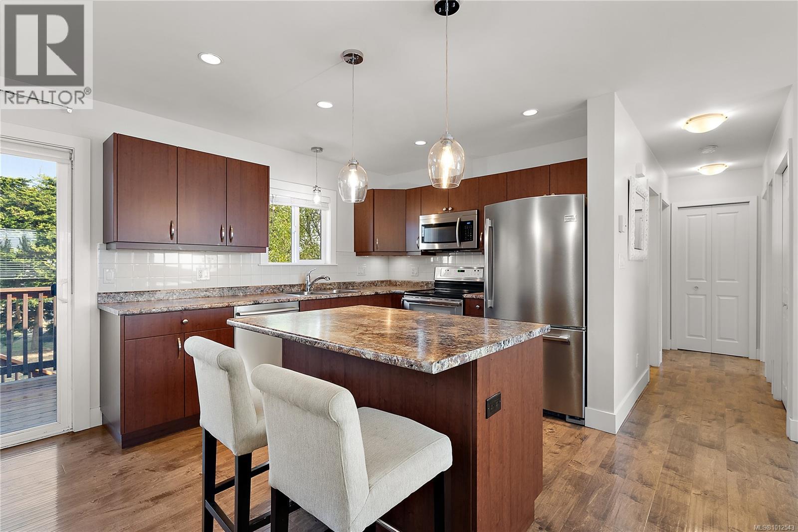 2178 Mills Rd, Sidney