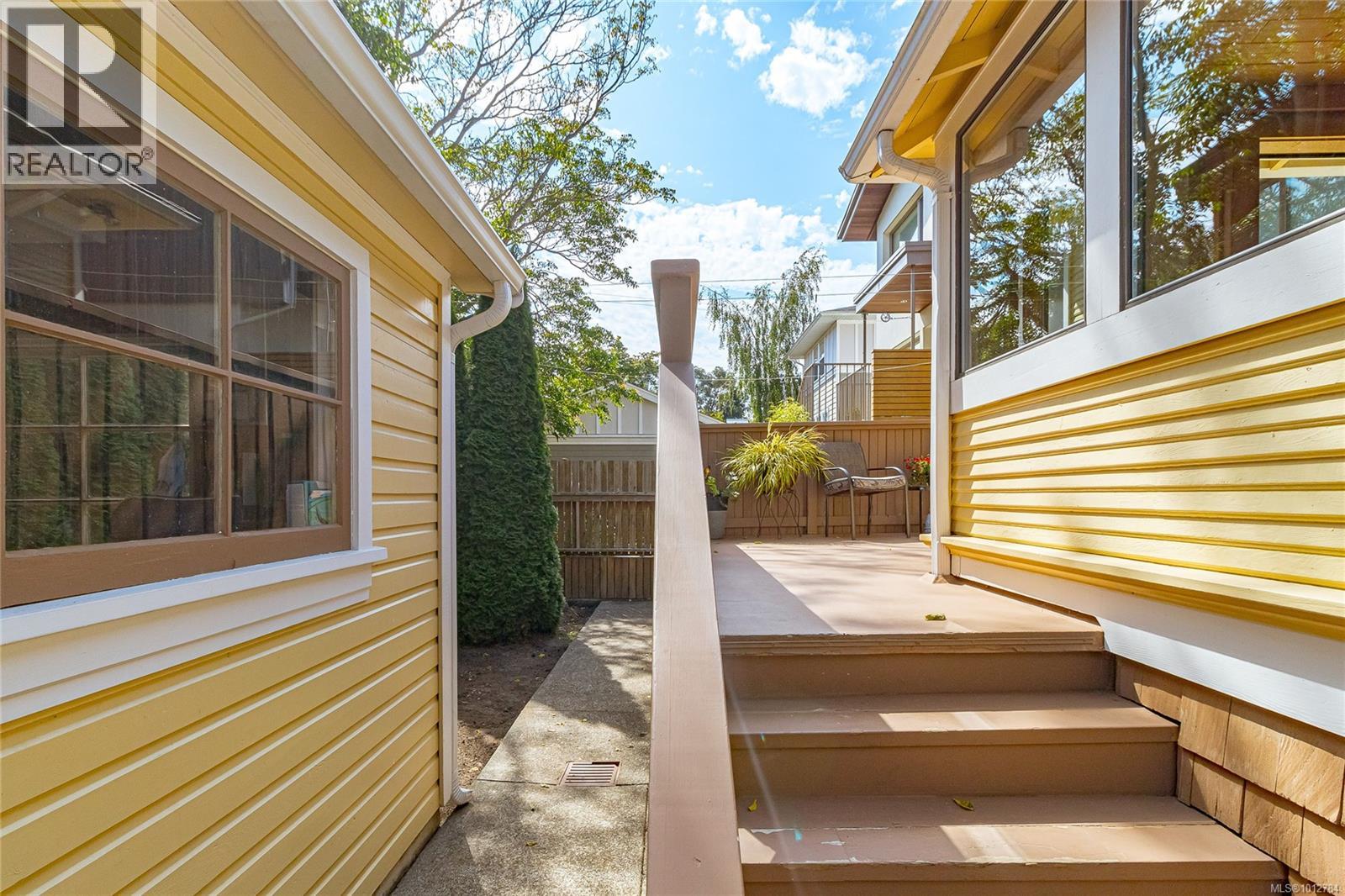 241 Montreal St, Victoria