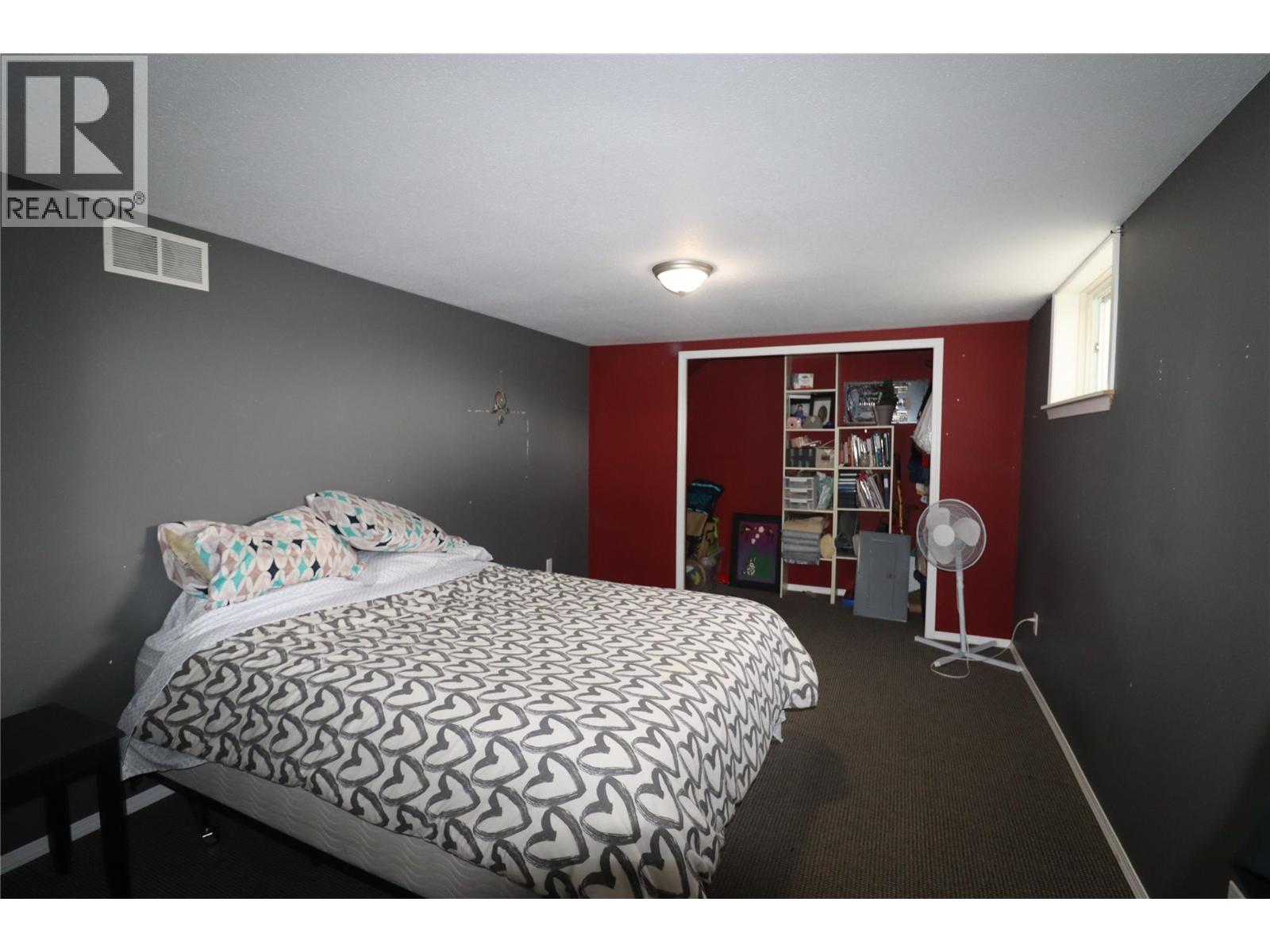 510 CARSON Road, Grand Forks