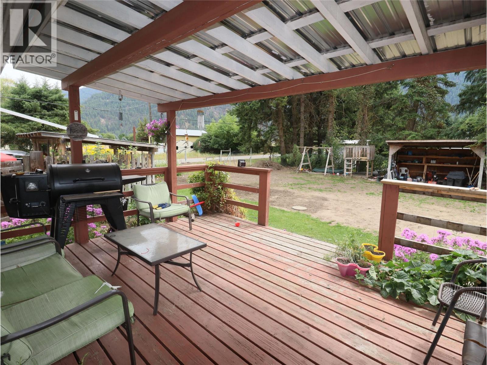 510 CARSON Road, Grand Forks