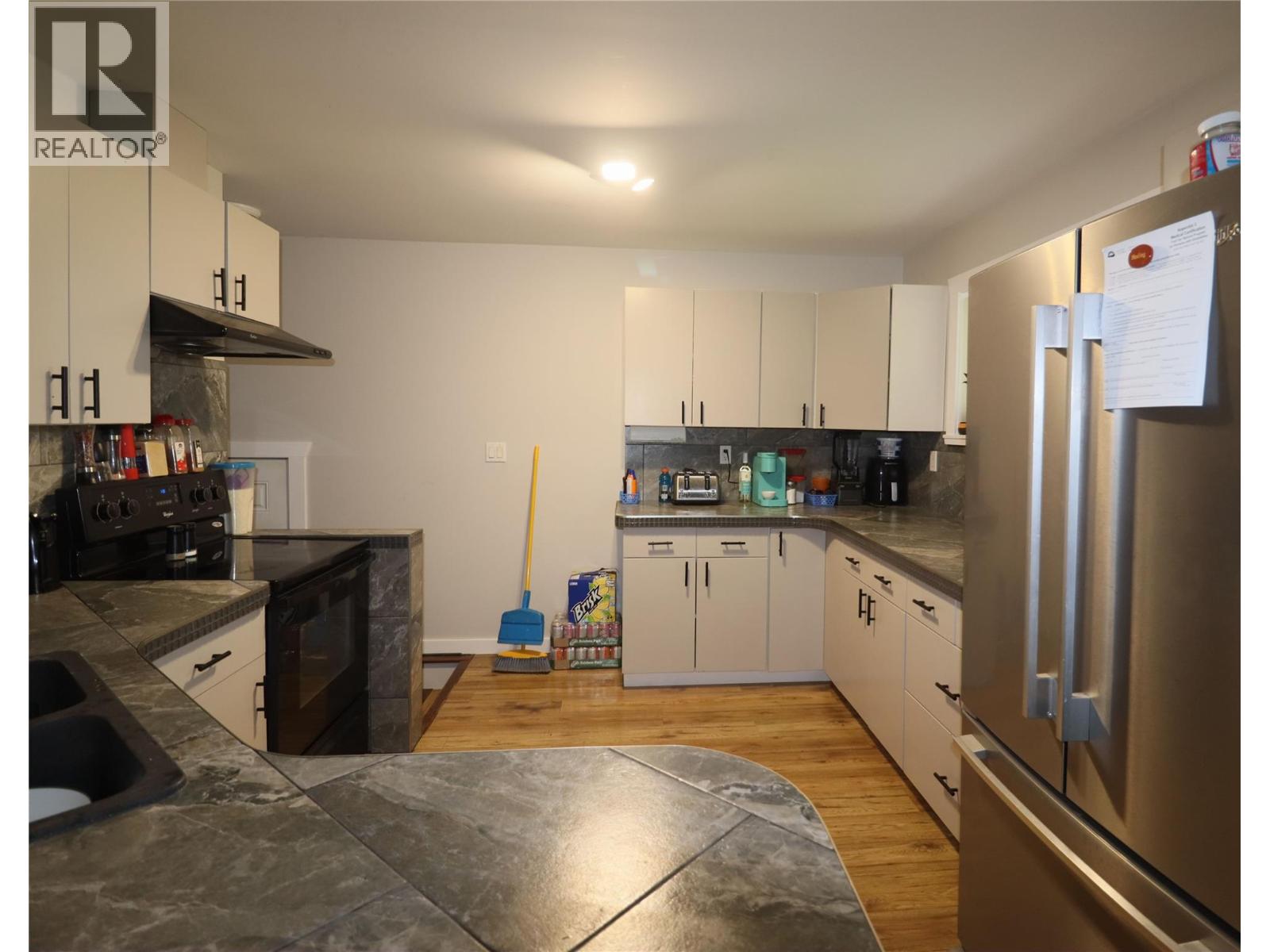 510 CARSON Road, Grand Forks