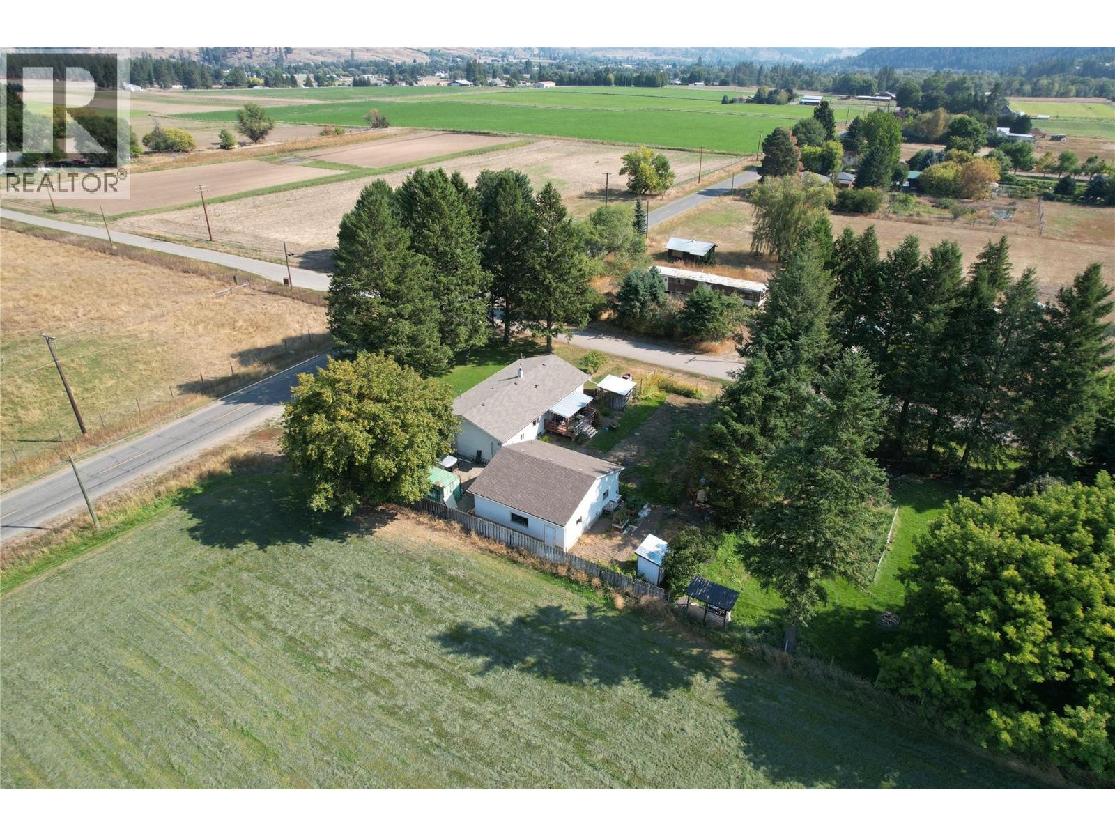 510 CARSON Road, Grand Forks