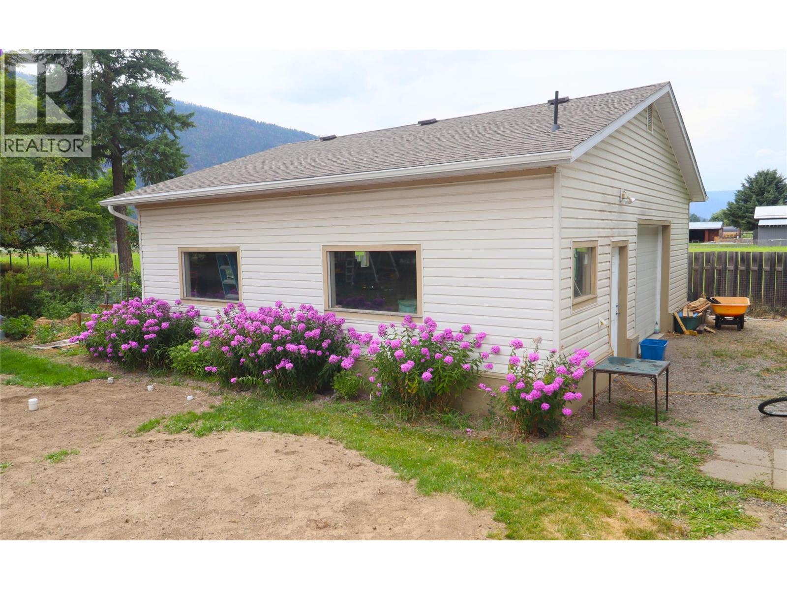 510 CARSON Road, Grand Forks