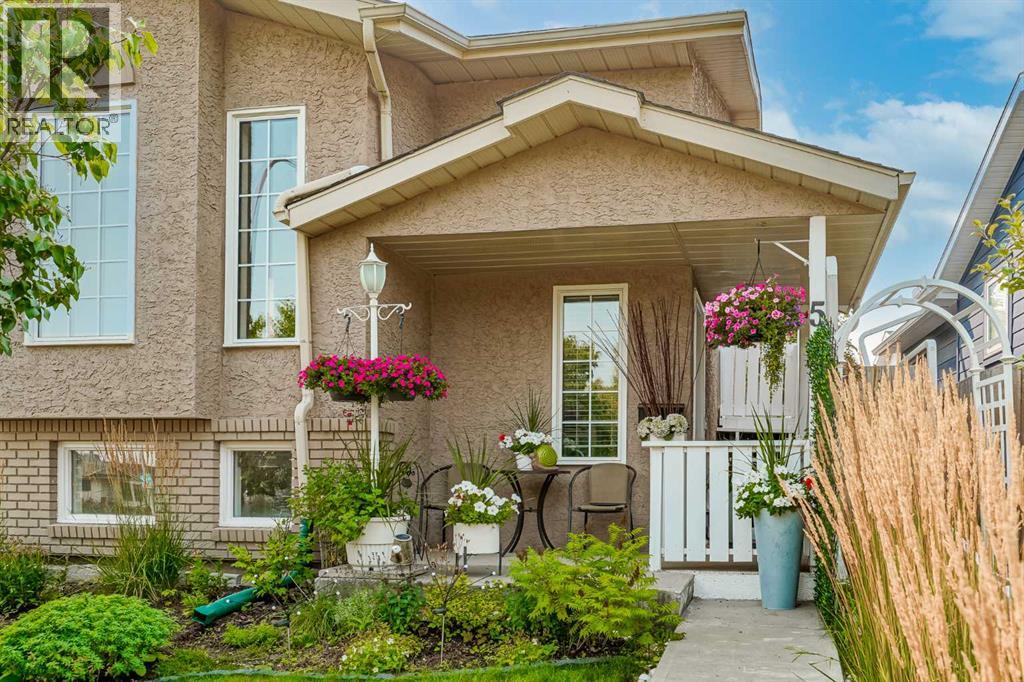Single Family House Bi-level for Sale in  Shawinigan Rise SW Shawnessy Calgary 