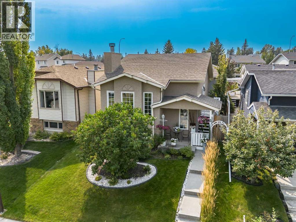 Single Family House Bi-level for Sale in  Shawinigan Rise SW Shawnessy Calgary 