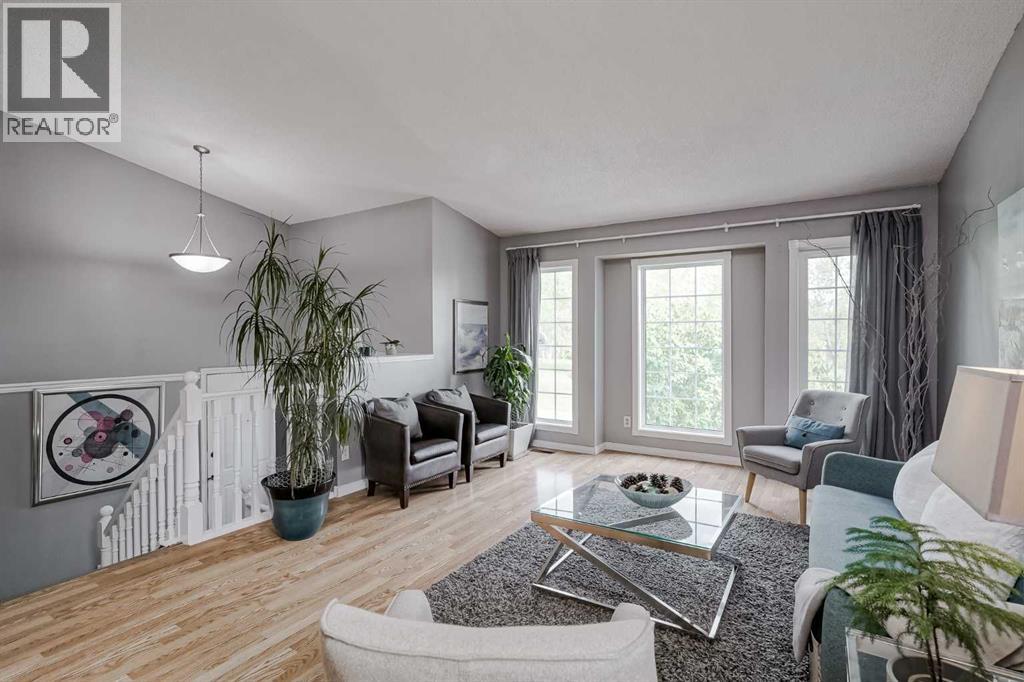 Single Family House Bi-level for Sale in  Shawinigan Rise SW Shawnessy Calgary 