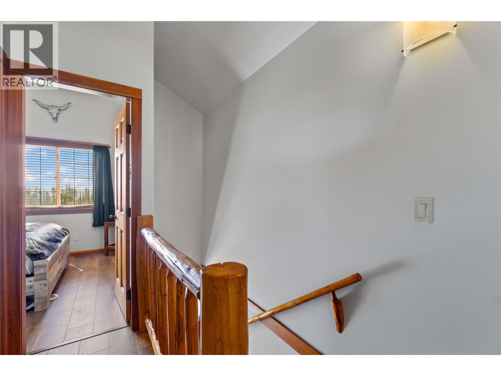 5015 Snowbird Way Unit# 2, Big White
