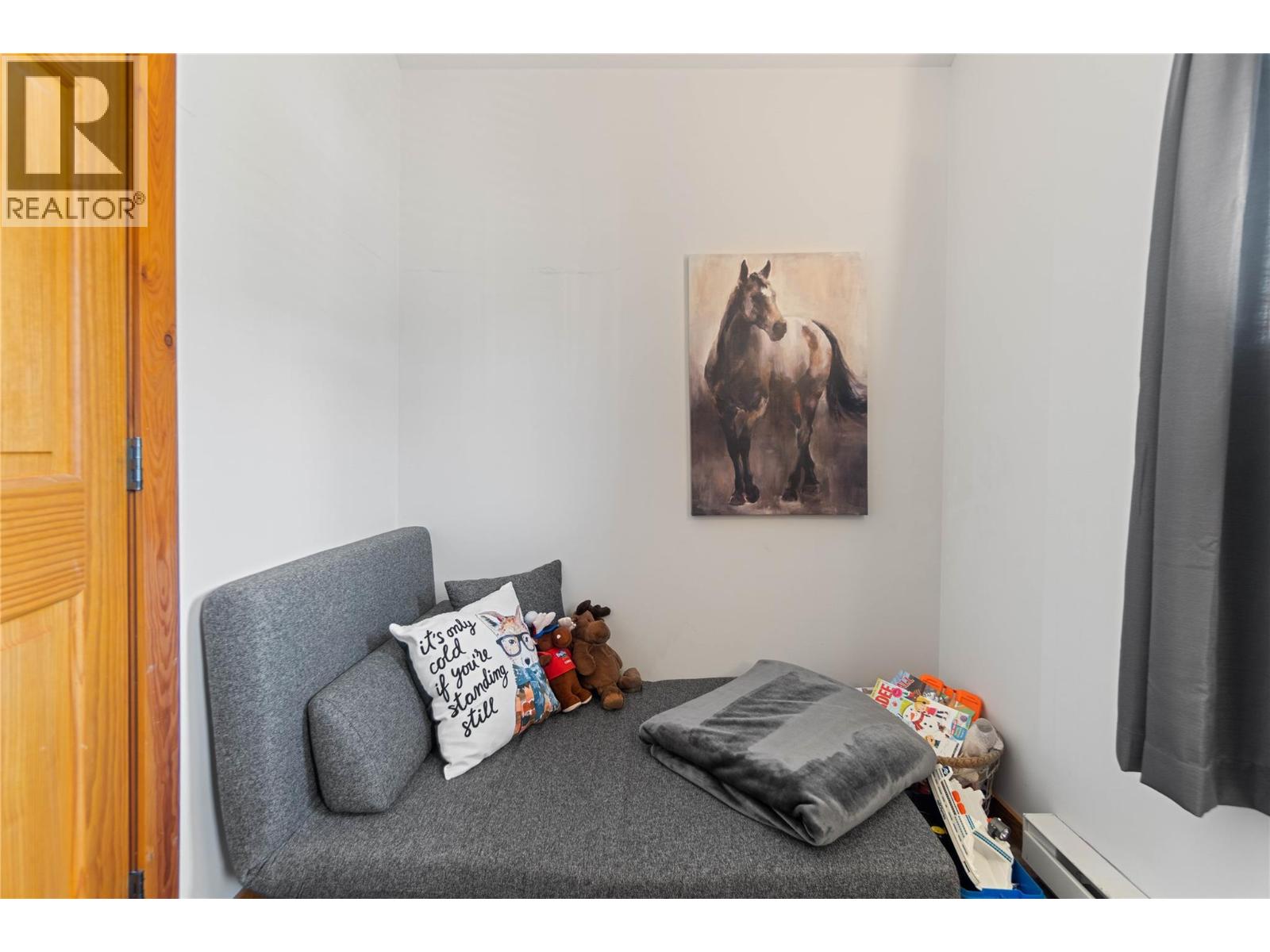 5015 Snowbird Way Unit# 2, Big White
