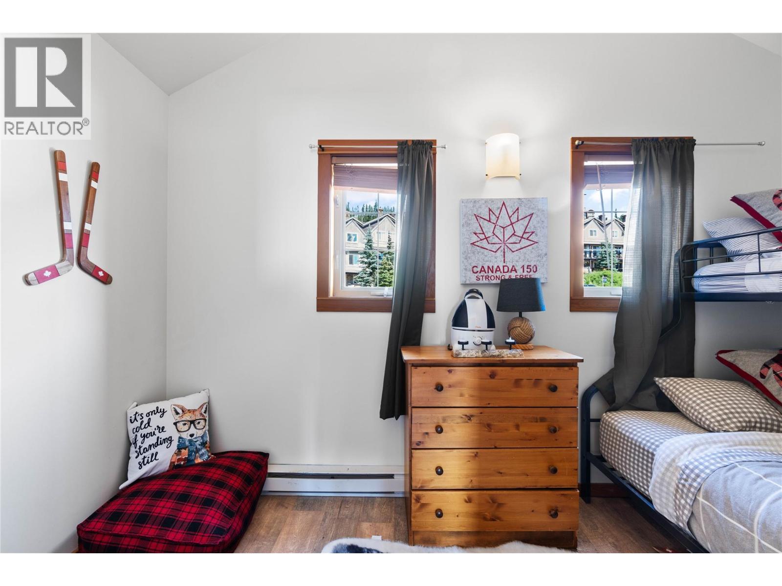 5015 Snowbird Way Unit# 2, Big White