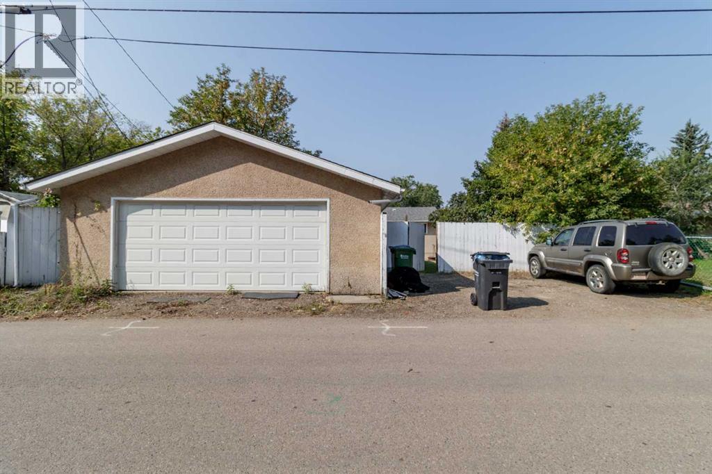 3205 44A Avenue, Red Deer