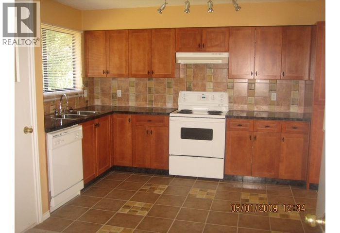 19575 HAMMOND ROAD, Pitt Meadows