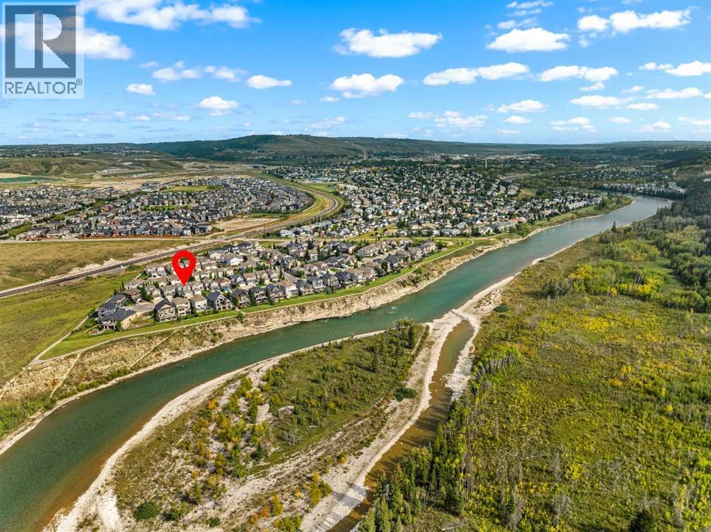 22 West Pointe Manor, Cochrane