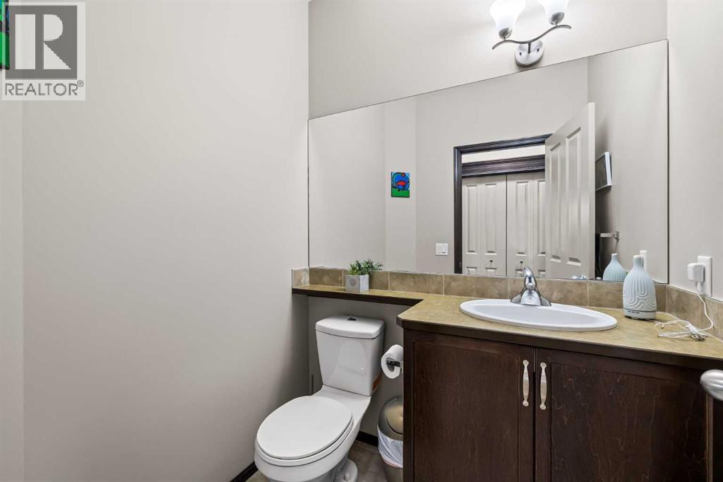 22 West Pointe Manor, Cochrane