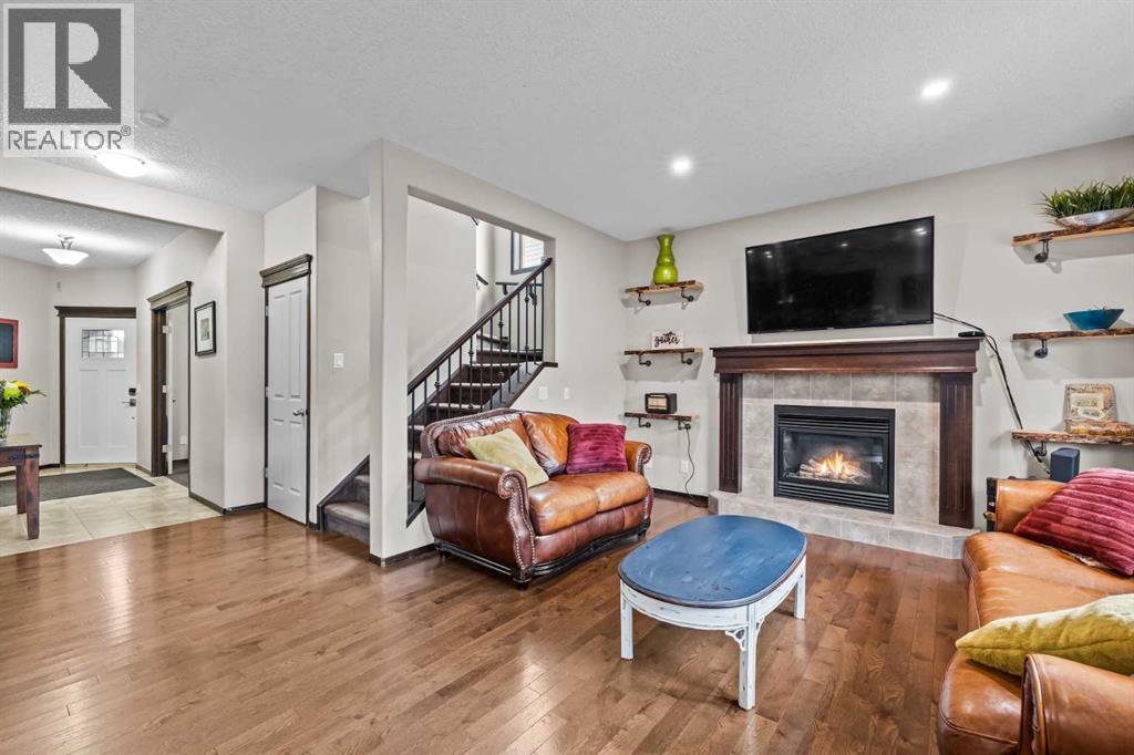 22 West Pointe Manor, Cochrane