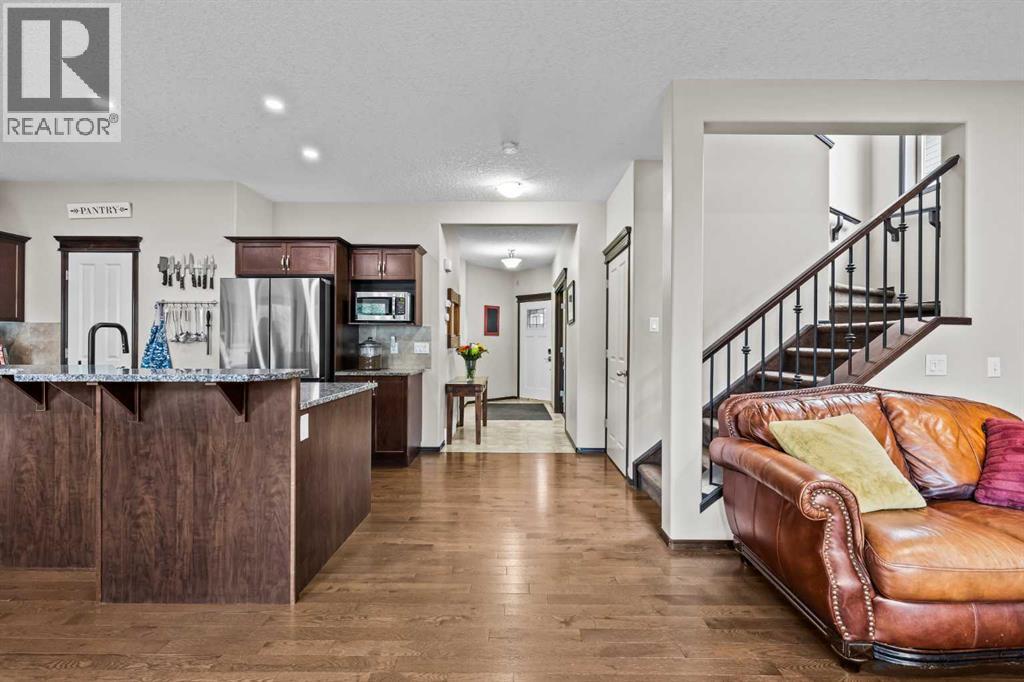22 West Pointe Manor, Cochrane