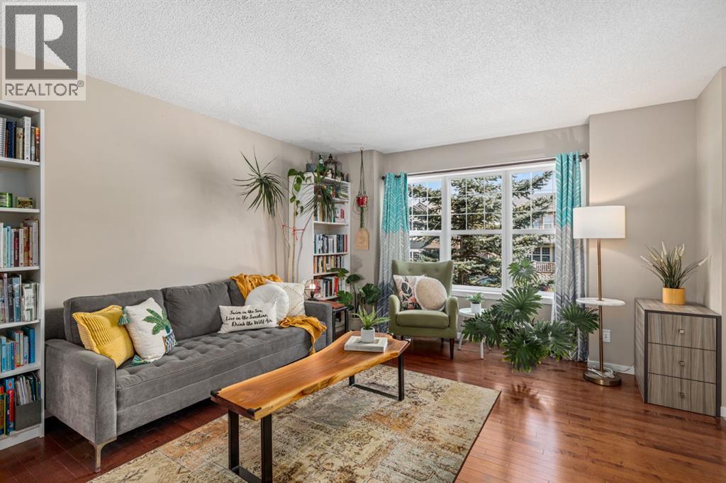 Single Family House for Sale in  Panamount Way NW Panorama Hills Calgary 