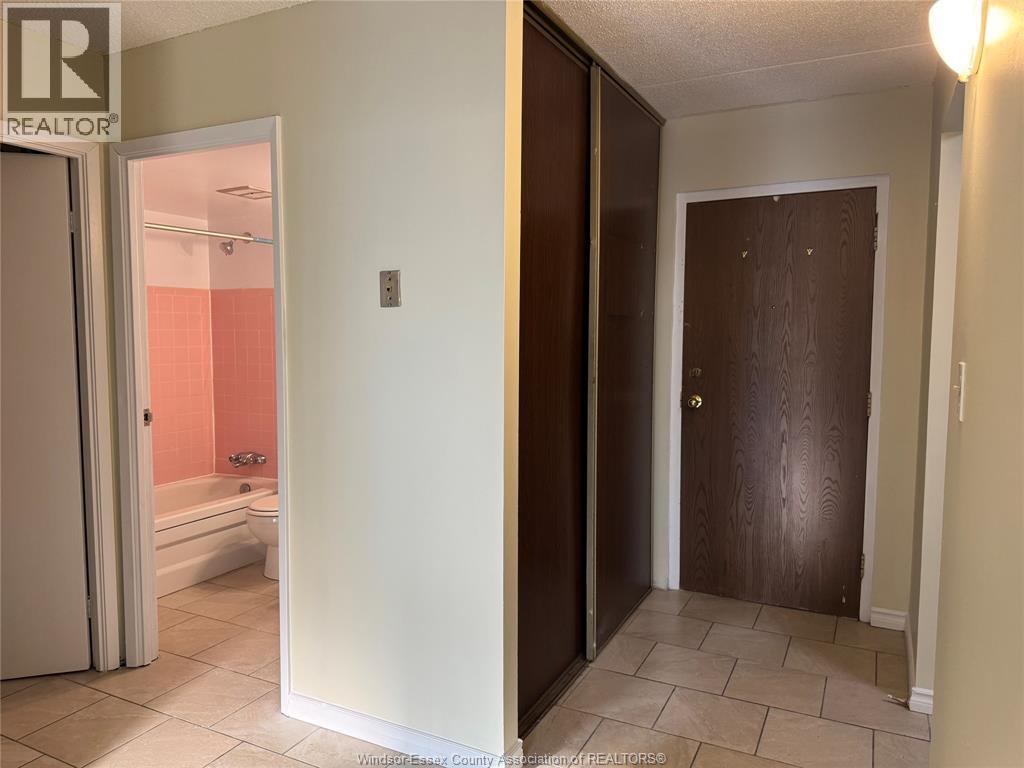 Photo 4 of 2565 Lauzon Road Unit 204, Windsor ON