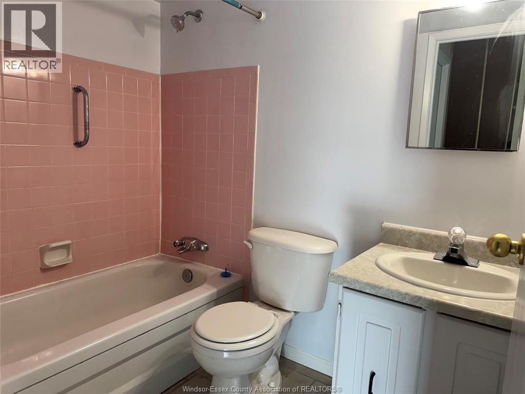 Photo 8 of 2565 Lauzon Road Unit 204, Windsor ON