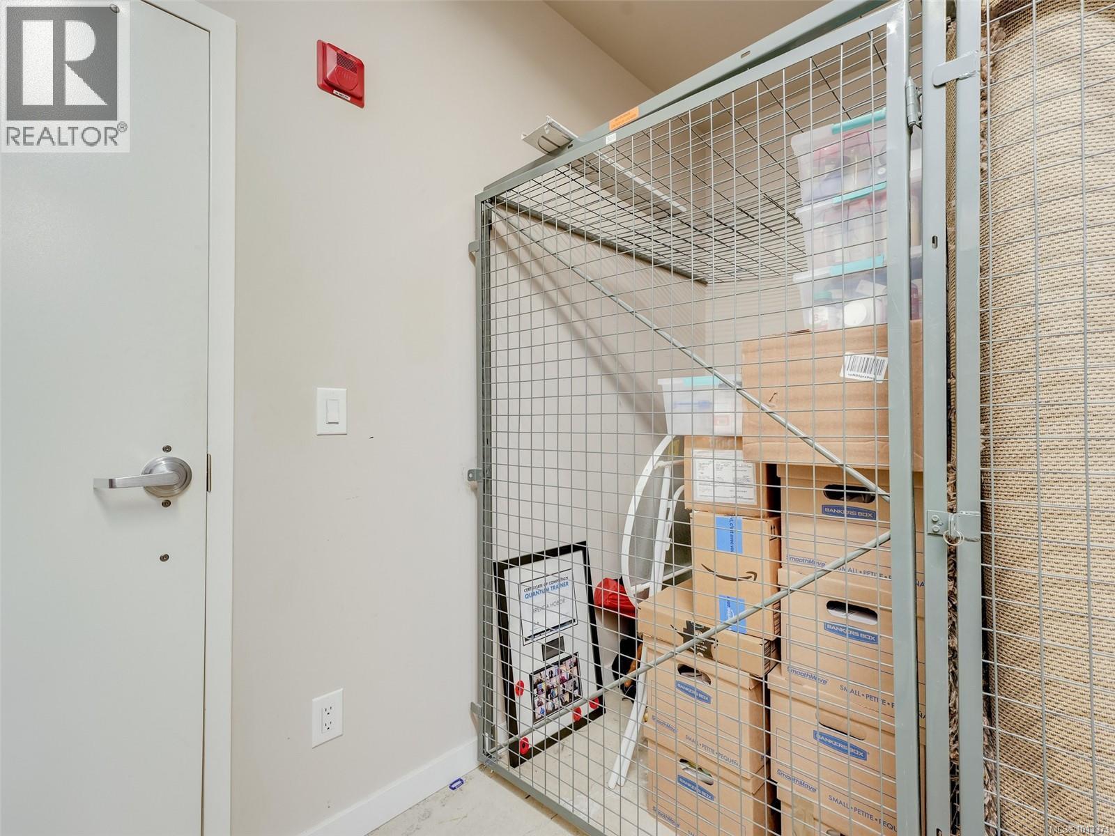 301 611 Brookside Road, Colwood