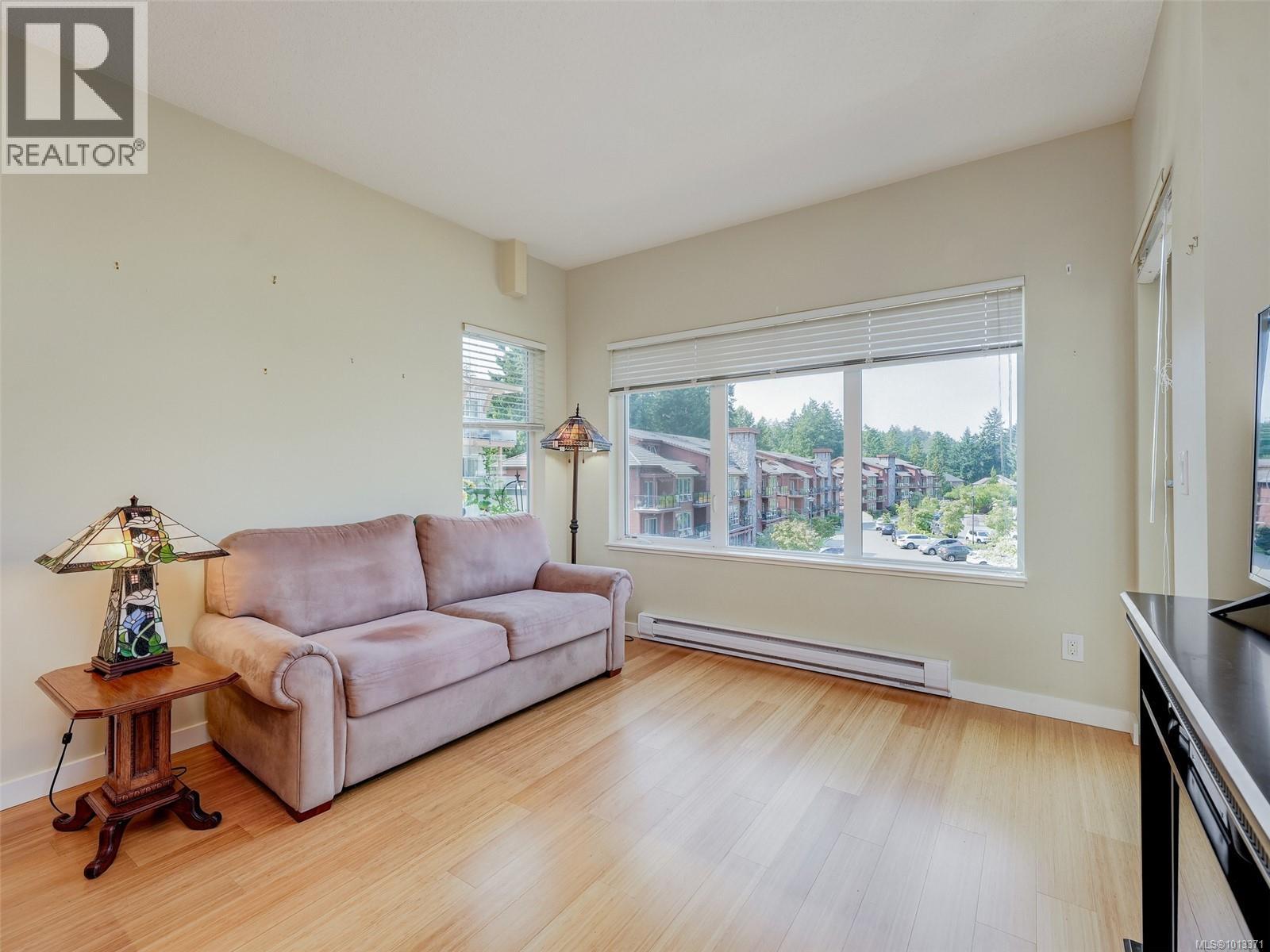 301 611 Brookside Road, Colwood