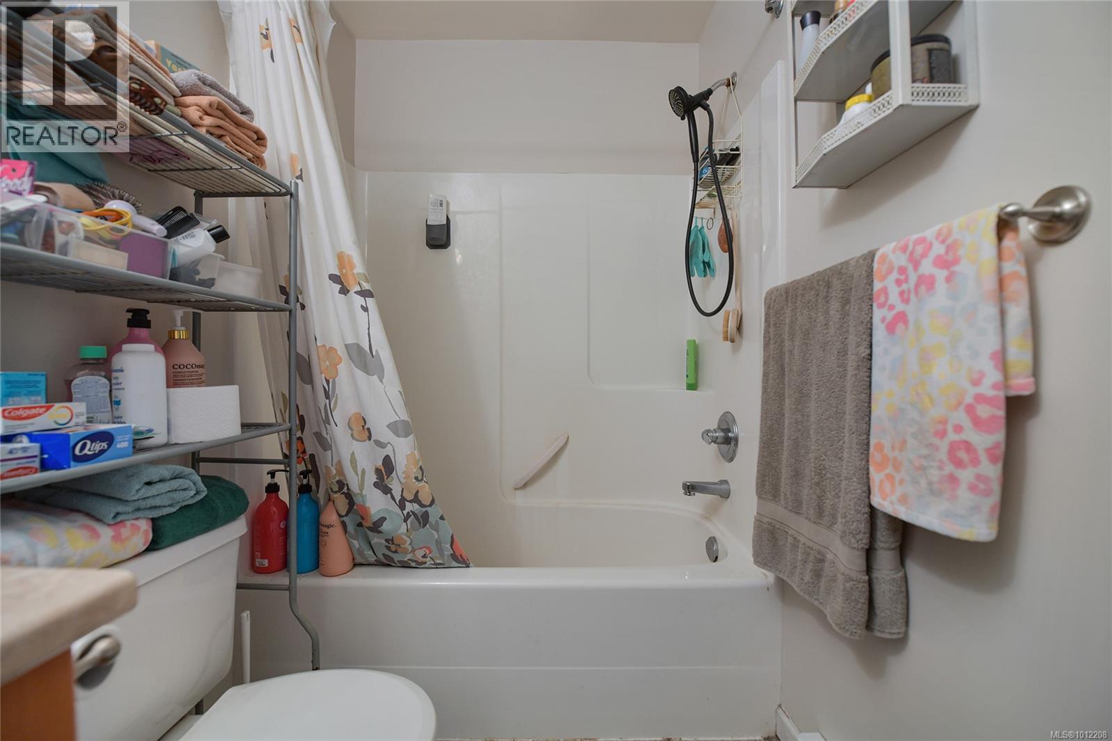304 2747 Jacklin Road, Langford