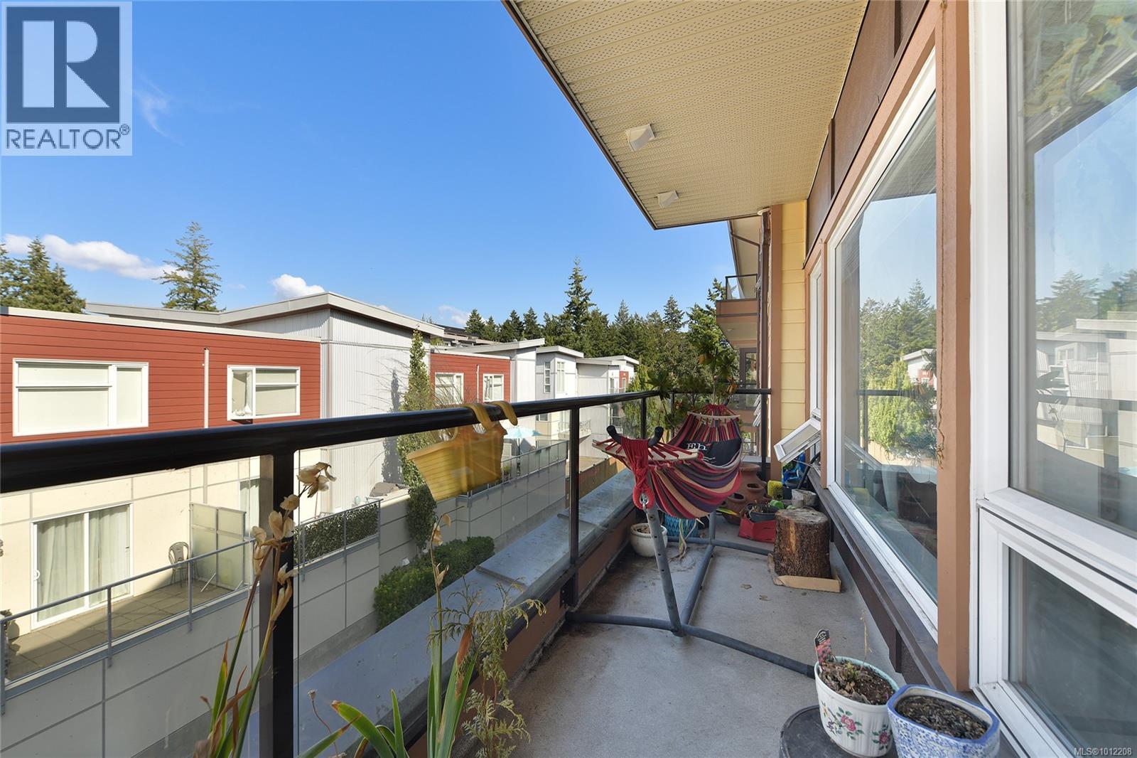 304 2747 Jacklin Road, Langford