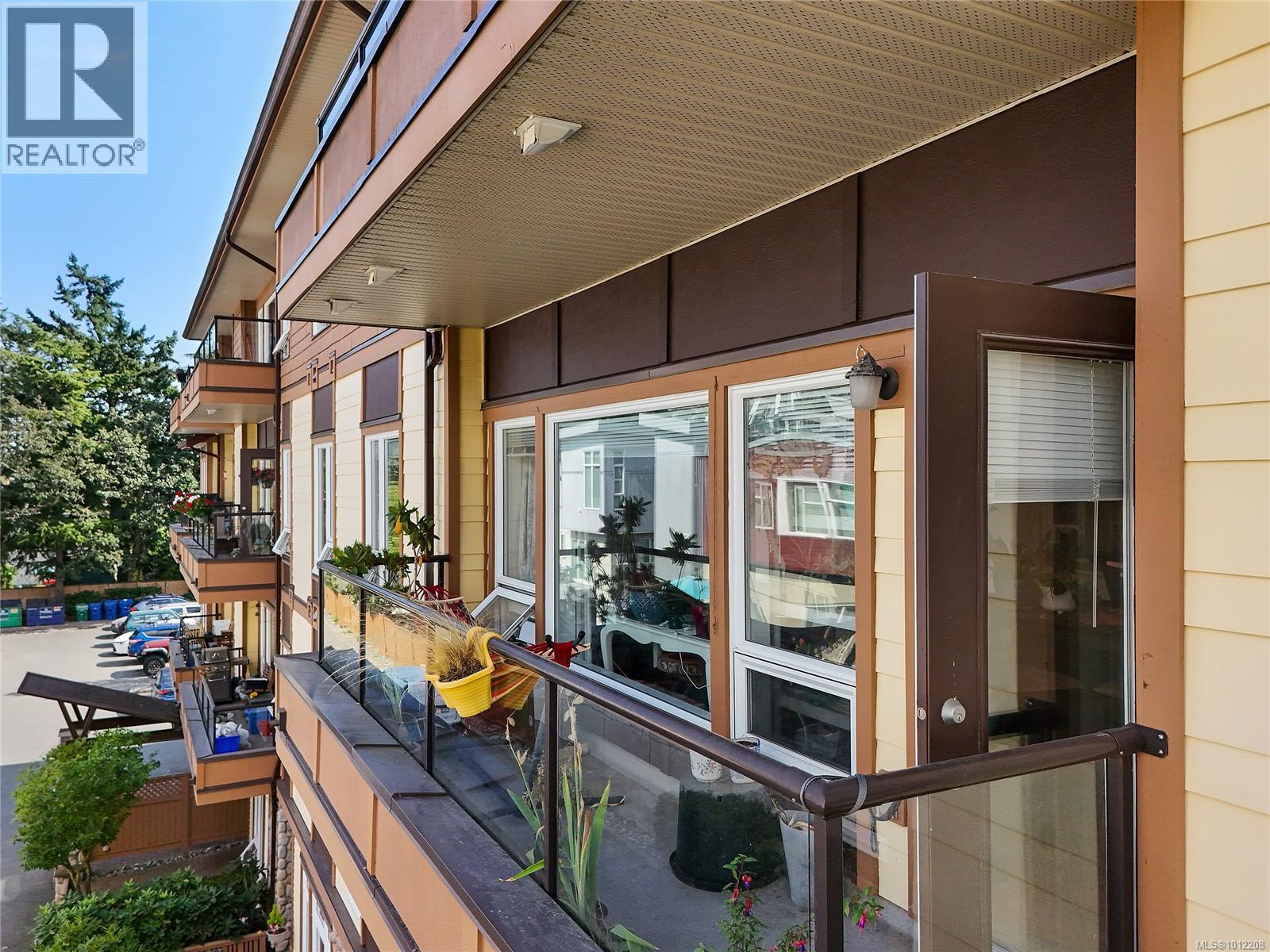 304 2747 Jacklin Road, Langford