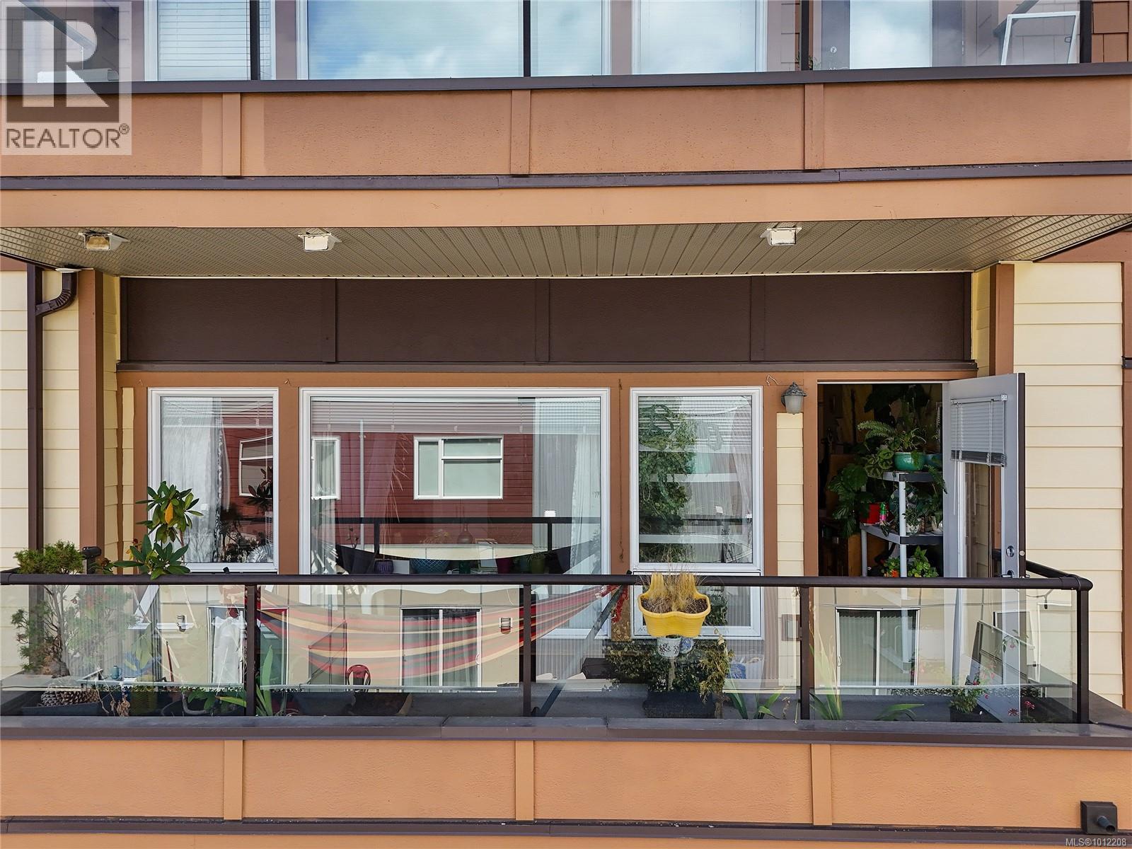 304 2747 Jacklin Road, Langford