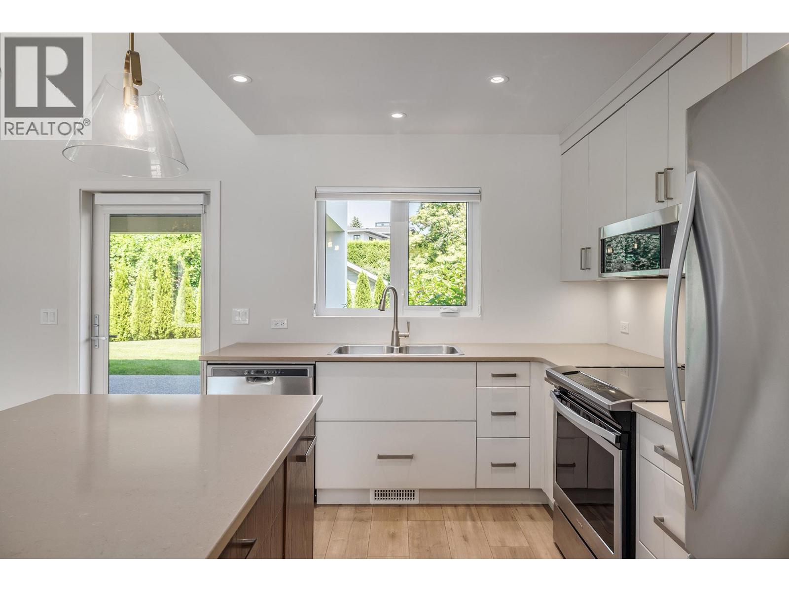  410 Sarsons Road, Kelowna