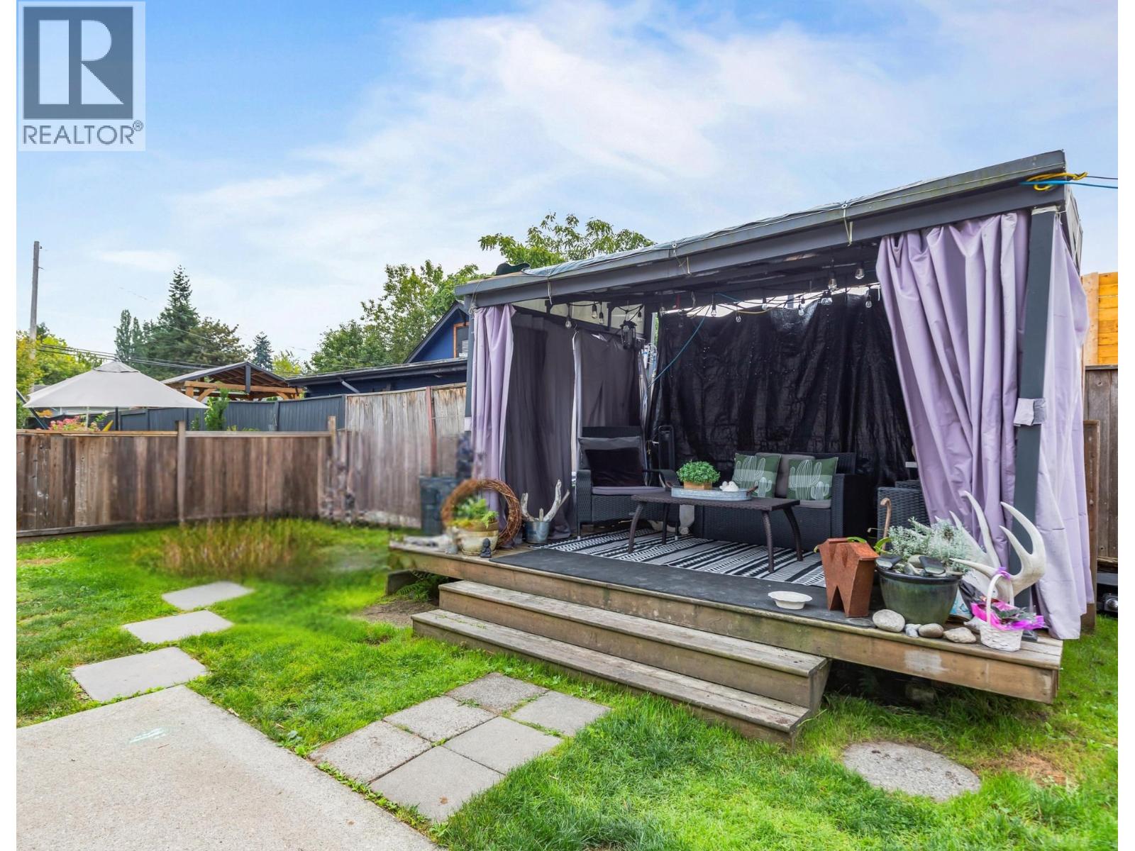22666 123 AVENUE, Maple Ridge