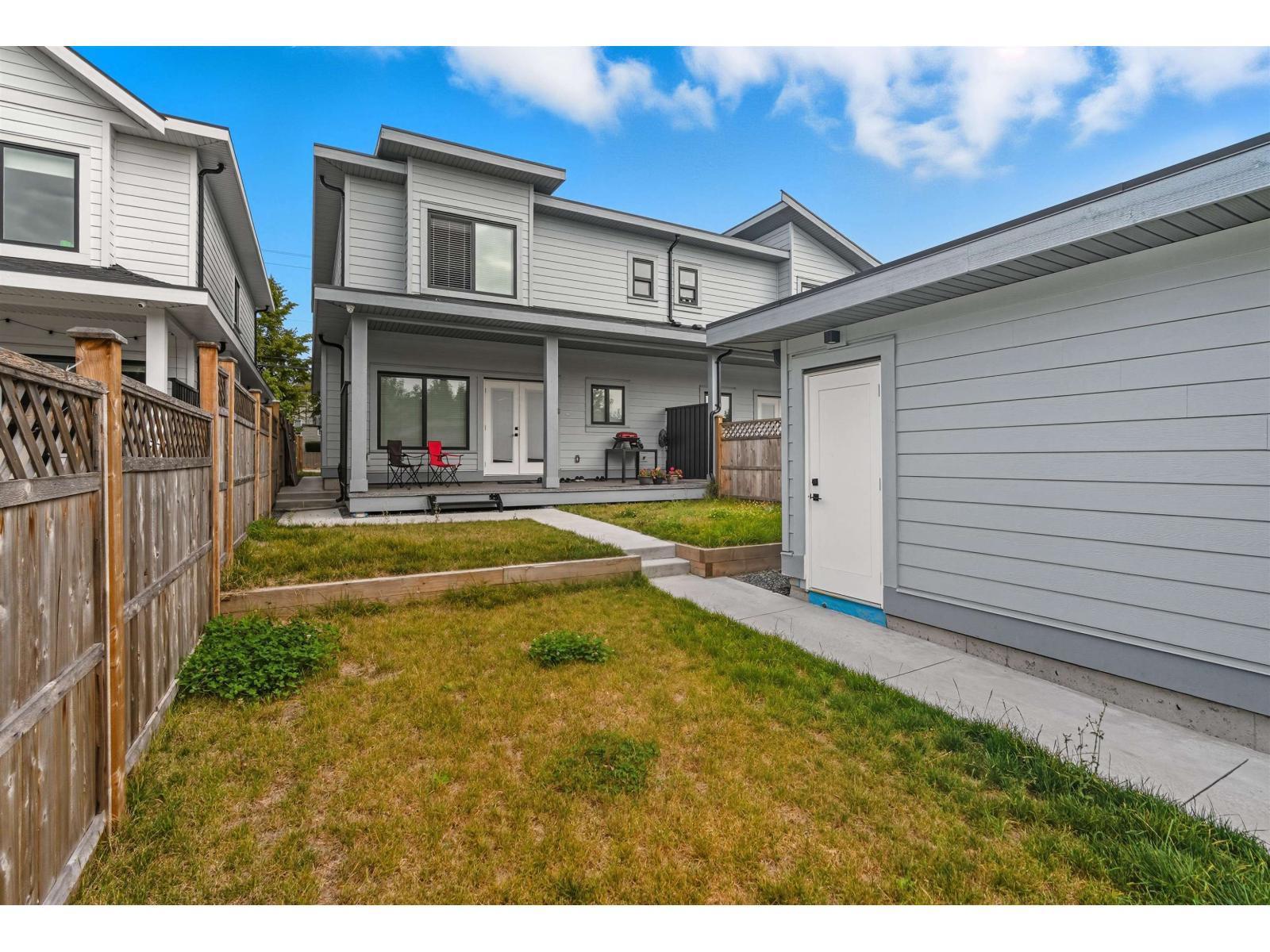 18460 64 AVENUE, Surrey