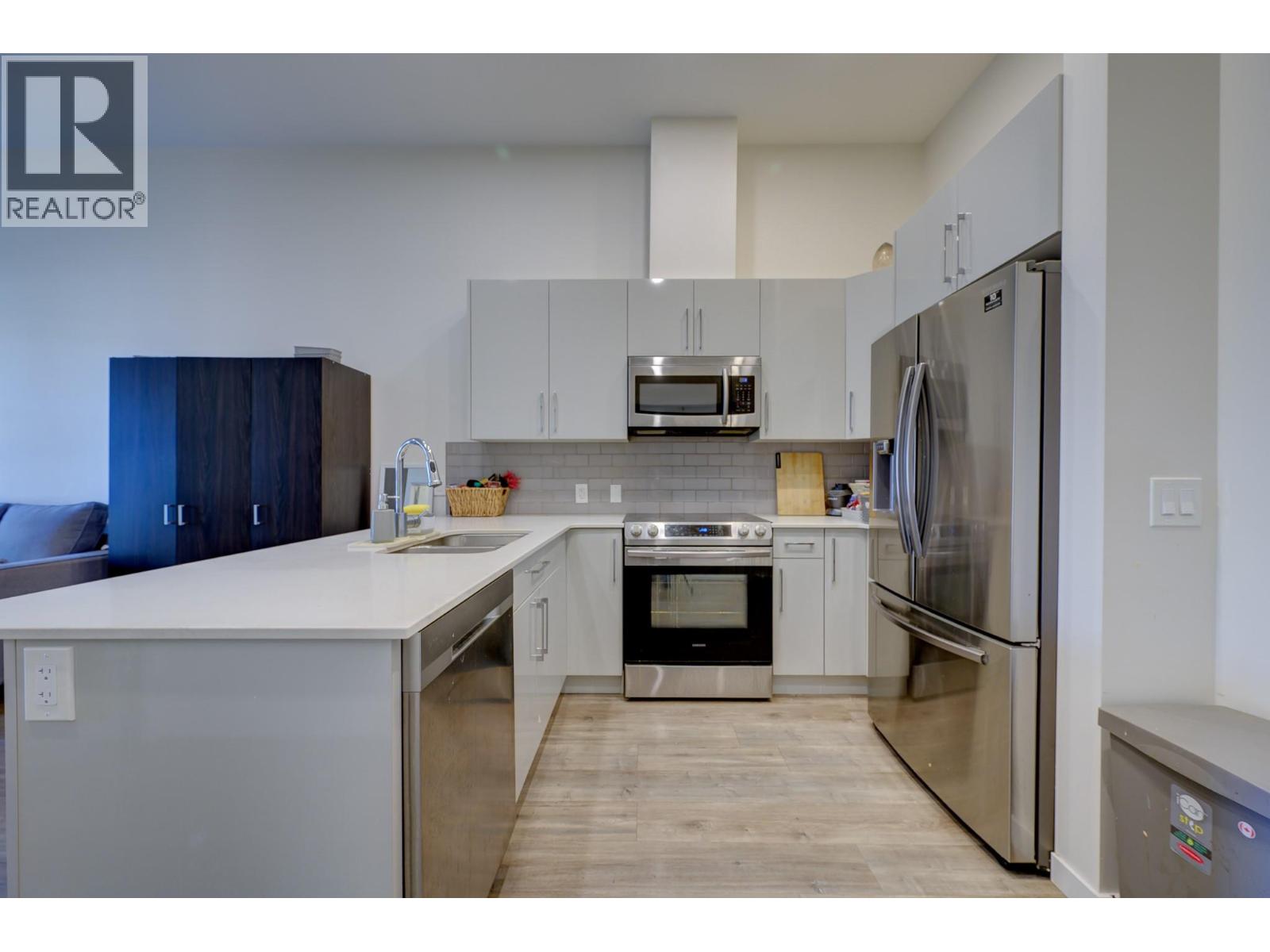 1880 HUGH ALLAN Drive Unit# 115, Kamloops
