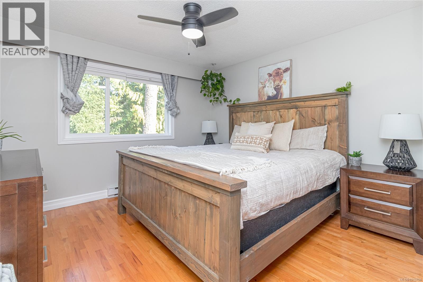 200 Johnson Pl, Lake Cowichan
